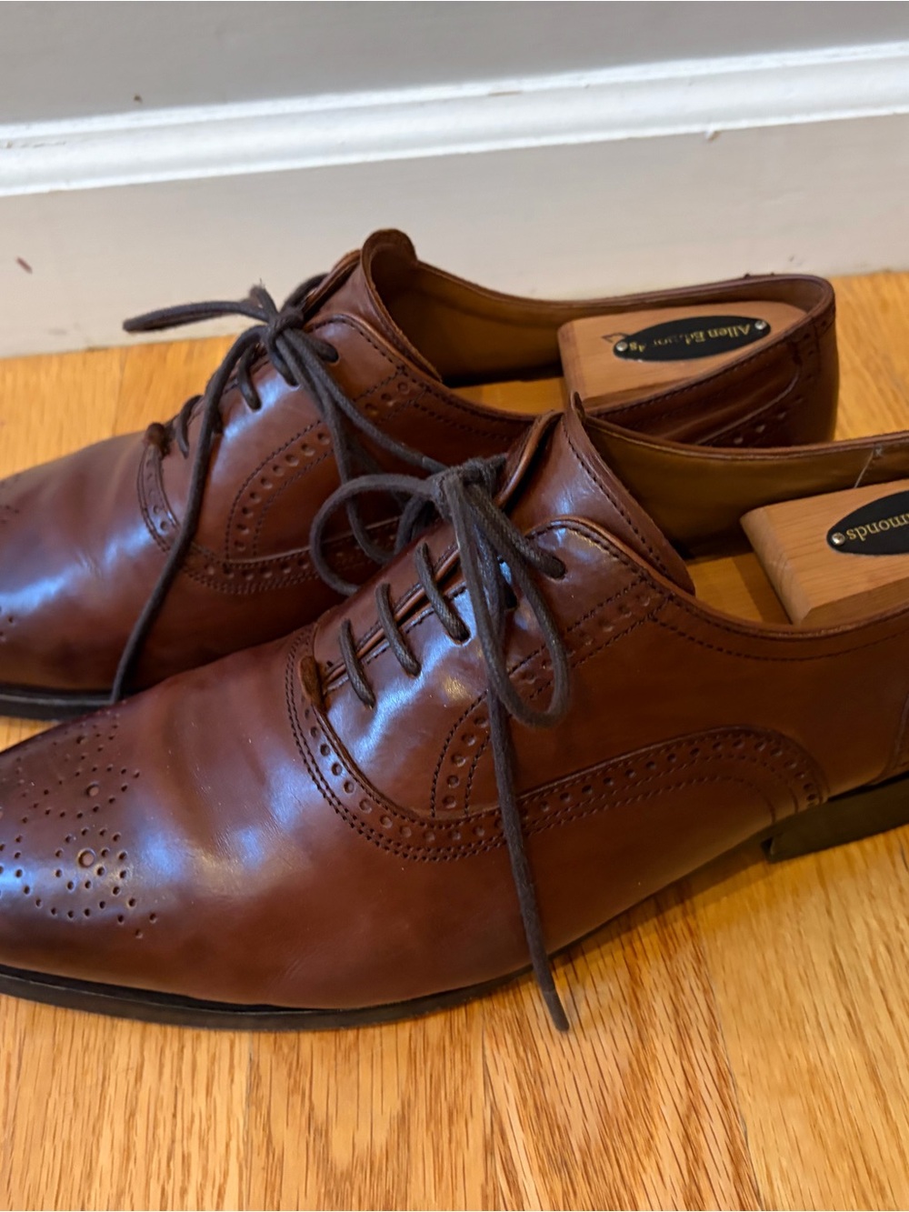 Allen Edmonds Brown Oxfords size 9.5